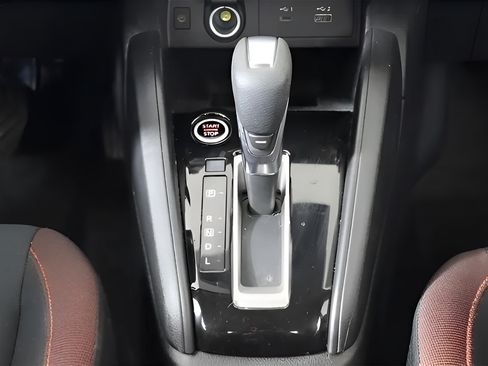 Used 2023 Nissan Versa SR w/ Trunk Package FWD image 16