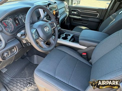 New 2026 RAM 3500 Big Horn AWD/4WD image 16