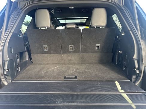 Used 2025 Ford Expedition Platinum w/ Stealth Performance Package image 8