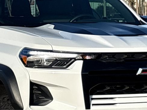 Used 2023 Chevrolet Colorado ZR2 w/ ZR2 Convenience Package III image 18