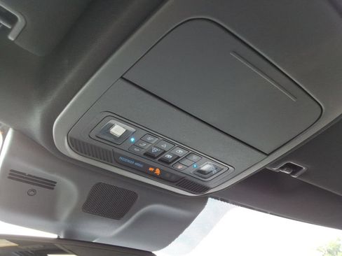 Used 2026 Ford Expedition Tremor AWD/4WD image 38