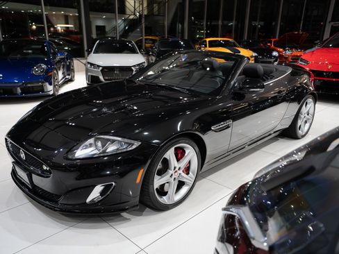Used 2015 Jaguar XKR R RWD image 42
