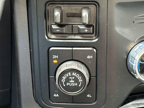 New 2025 Ford F150 Lariat w/ Equipment Group 501A Mid image 25