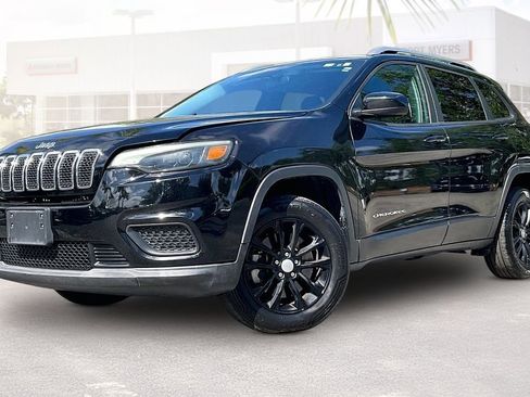 Used 2020 Jeep Cherokee Latitude FWD image 29