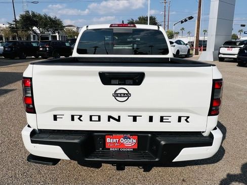 New 2026 Nissan Frontier SV w/ Tow Package image 11