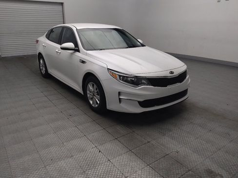 Used 2017 Kia Optima LX w/ Convenience Package FWD image 13