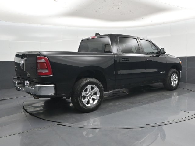 Used 2024 RAM 1500 Laramie AWD/4WD image 3