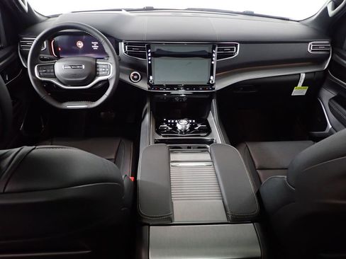 New 2026 Jeep Grand Wagoneer Limited AWD/4WD image 37