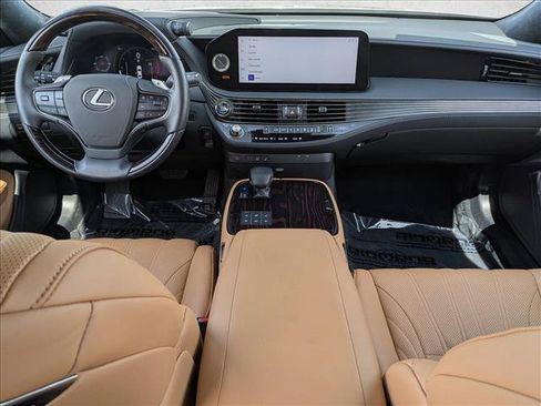 Used 2024 Lexus LS 500 AWD w/ Interior Upgrade Package image 19