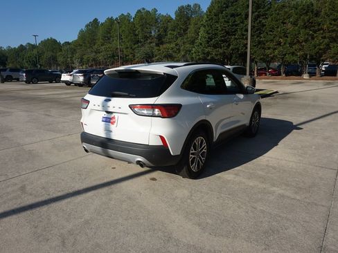 Used 2022 Ford Escape SEL w/ Technology Package FWD image 21