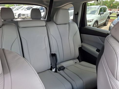 Used 2022 Acura MDX SH-AWD w/ Technology Package image 6