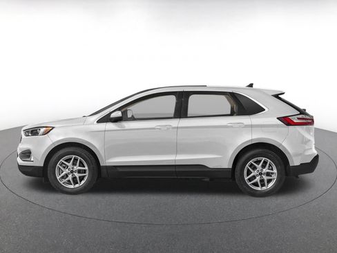 Used 2024 Ford Edge SEL AWD/4WD image 8