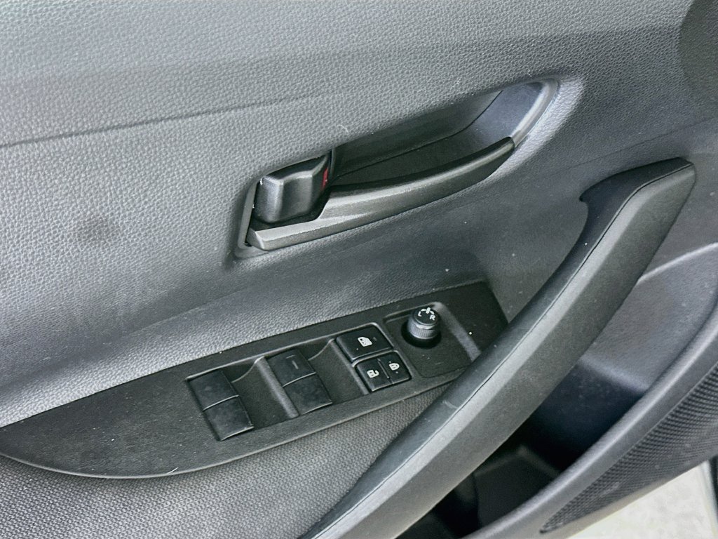 Used 2025 Toyota Corolla LE FWD image 24