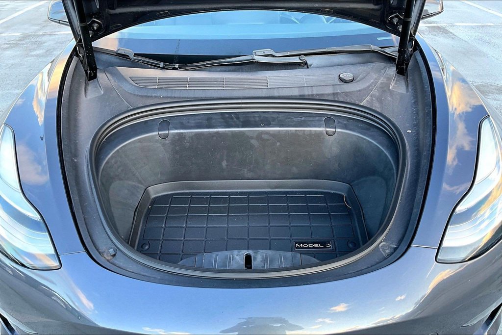 Used 2019 Tesla Model 3 Mid Range RWD image 9