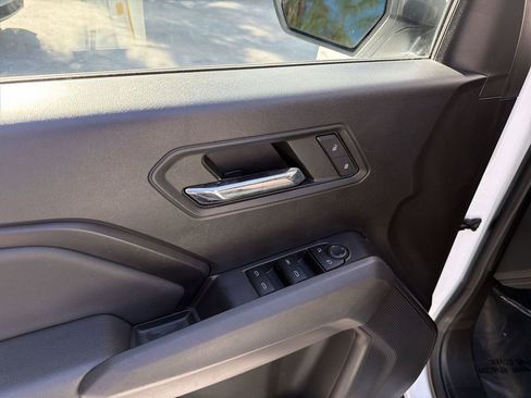 Used 2023 Chevrolet Colorado LT w/ LT Convenience Package II image 23