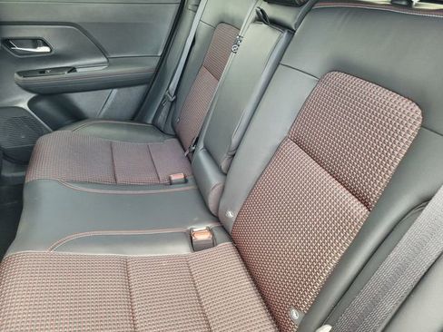 Certified 2025 Nissan Kicks SR AWD/4WD image 15