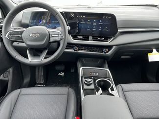 New 2026 Chevrolet Equinox LT w/ Convenience Package II video 2