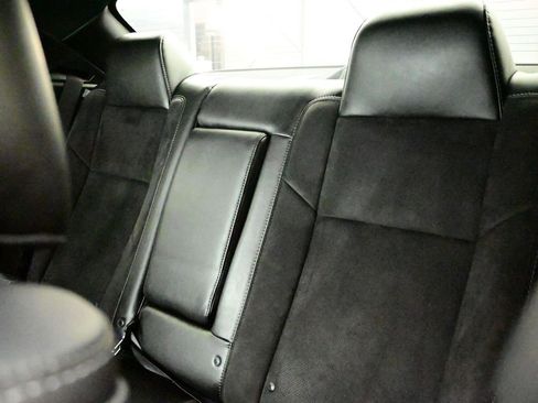 Used 2019 Dodge Challenger R/T w/ Plus Package image 25