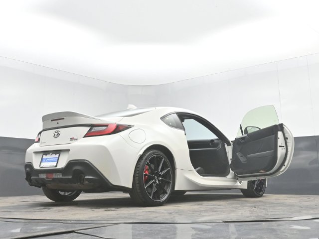 Used 2024 Toyota GR86 Premium w/ Performance Package RWD image 51