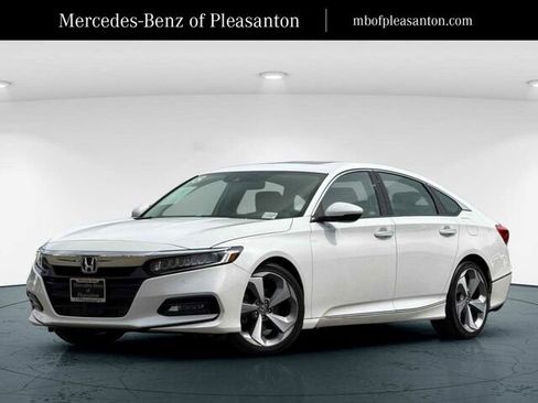 Used 2018 Honda Accord Touring image 1
