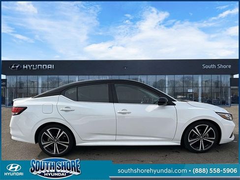 Used 2022 Nissan Sentra SR image 5