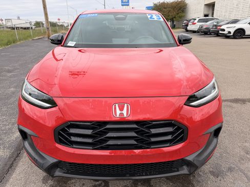 Used 2023 Honda HR-V Sport image 8