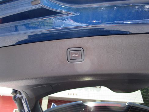 Used 2023 Chevrolet Blazer LT w/ Convenience Package FWD image 26