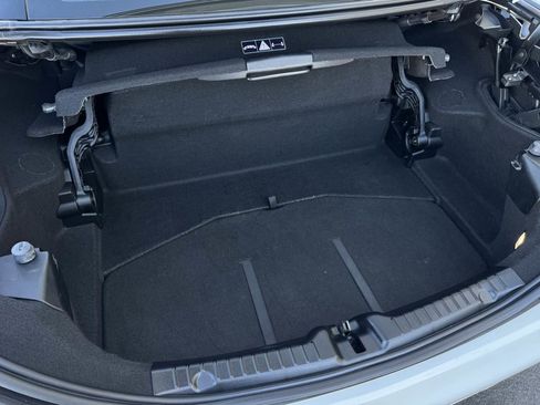 Used 2019 Mercedes-Benz SLC 300 Roadster image 28