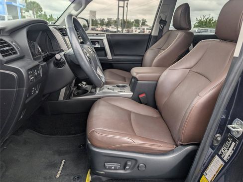 Used 2023 Toyota 4Runner Limited AWD/4WD image 10