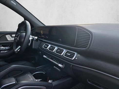 Certified 2024 Mercedes-Benz GLS 450 4MATIC image 22