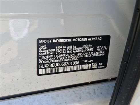 Used 2025 BMW X5 xDrive40i w/ M Sport Package image 23