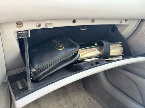 Used 2006 Lexus ES 330 image 40