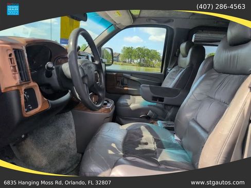 Used 2003 GMC Savana 3500 RWD image 12