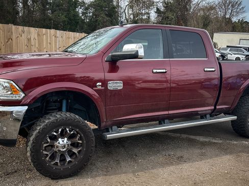 Used 2018 RAM 2500 Longhorn image 5