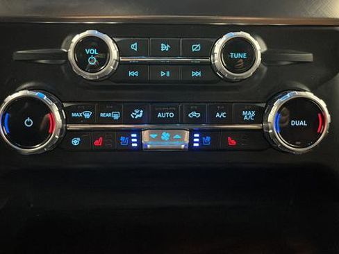 Used 2024 Ford F250 King Ranch w/ FX4 Off-Road Package AWD/4WD image 17