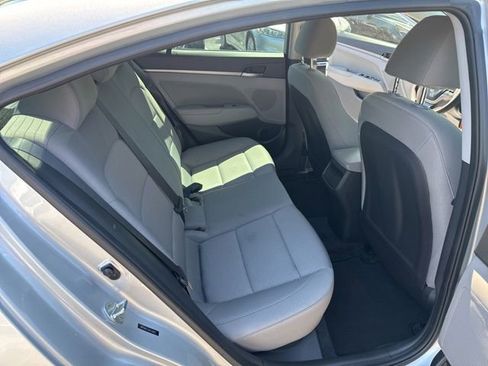 Used 2018 Hyundai Elantra SEL w/ Cargo Package FWD image 17
