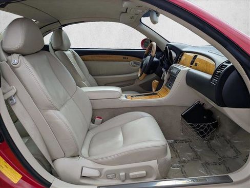 Used 2004 Lexus SC 430 Convertible RWD image 19