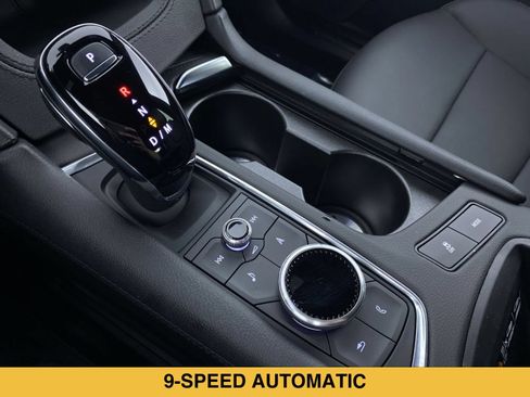 Certified 2025 Cadillac XT5 Premium Luxury w/ Technology Package AWD/4WD image 7