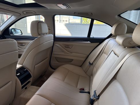 Used 2013 BMW 528i Sedan RWD image 27