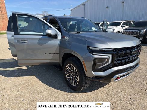 Used 2026 Chevrolet Suburban Z71 w/ Comfort Package image 36