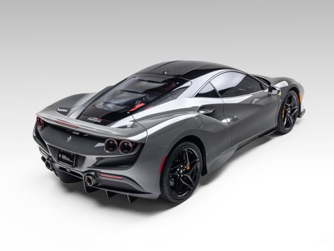 Certified 2022 Ferrari F8 Tributo RWD image 14