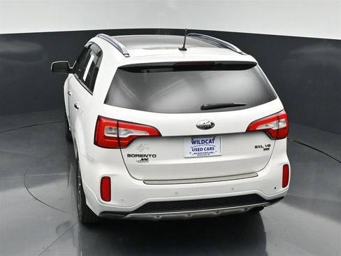 Used 2014 Kia Sorento SX w/ 3rd Row Package AWD/4WD image 25
