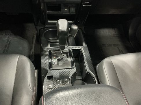 Used 2021 Toyota 4Runner Venture image 30