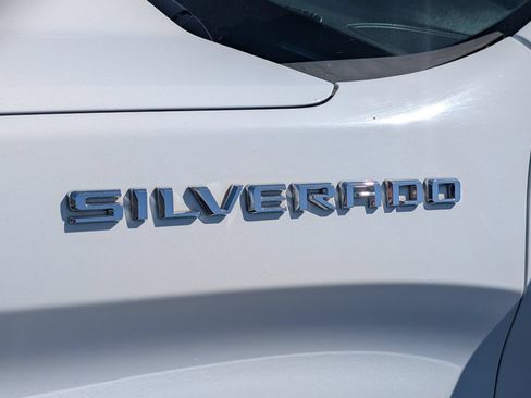 Certified 2022 Chevrolet Silverado 1500 Custom RWD image 2
