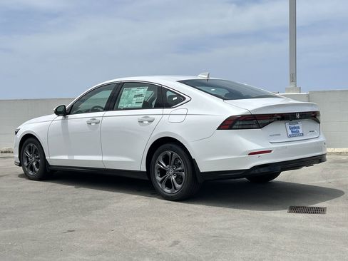 New 2025 Honda Accord EX-L image 4