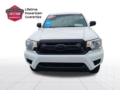 Used 2015 Toyota Tacoma PreRunner w/ SR5 Package RWD image 5