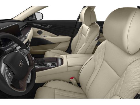 Used 2020 Kia K900 Luxury w/ VIP Package AWD/4WD image 6