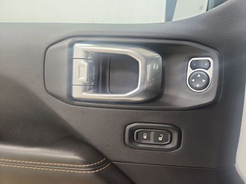 Certified 2024 Jeep Wrangler Sahara image 16