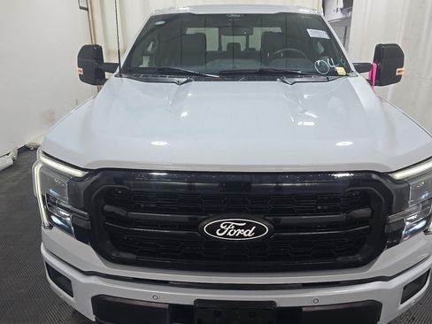 Used 2025 Ford F150 Lariat AWD/4WD image 2