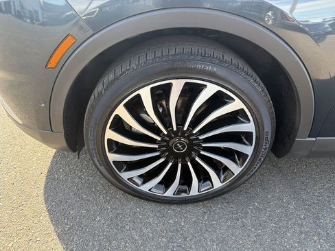 Certified 2023 Lincoln Nautilus Black Label AWD/4WD image 30